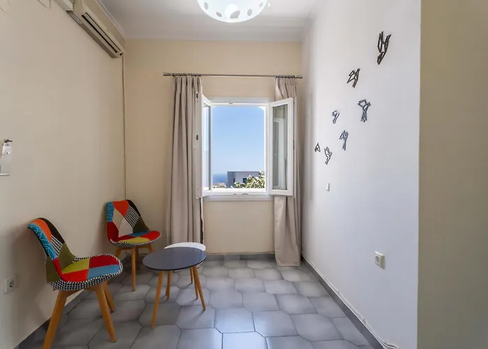 Albatros Hotel Fira (Santorini)