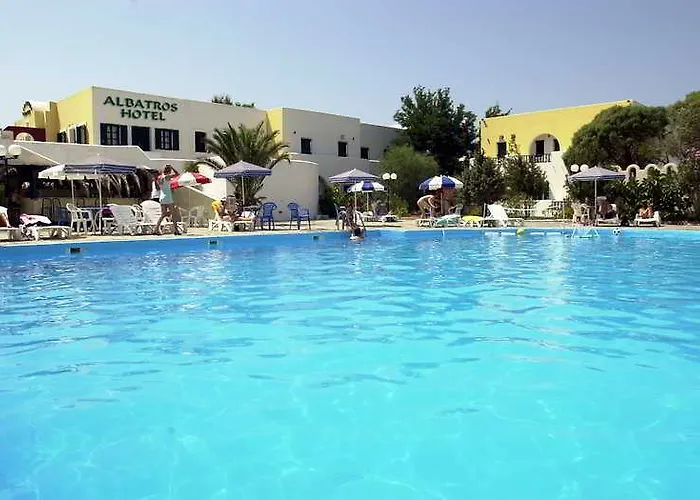 Albatros Fira (Santorini)