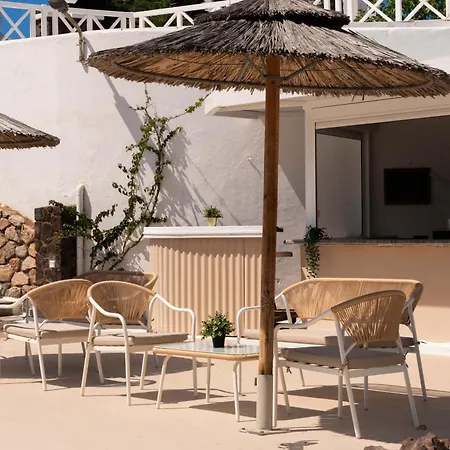 Albatros Hotel Fira (Santorini)