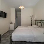 Hotel Albatros Fira (Santorini)