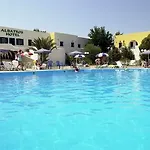 Albatros Fira (Santorini)