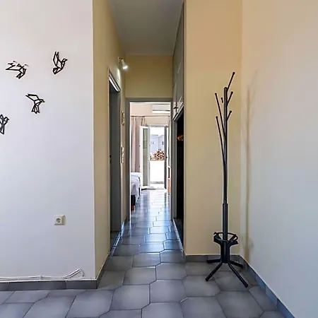 Albatros Fira (Santorini)