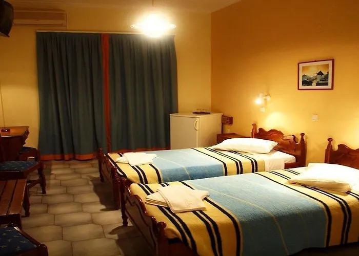 Albatros Hotel Fira (Santorini)