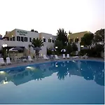 Hotell Albatros Fira (Santorini)