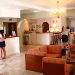 Albatros 4* Fira (Santorini)