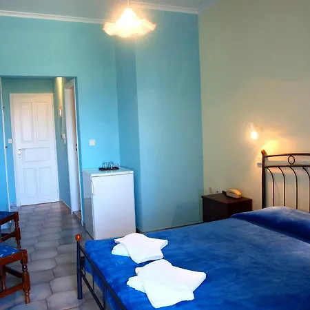 Hotel Albatros Fira (Santorini)