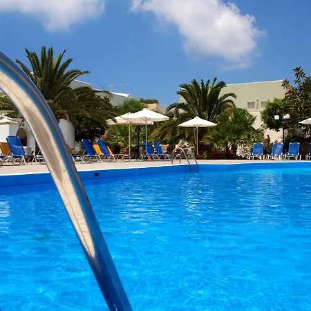 Albatros Fira (Santorini)