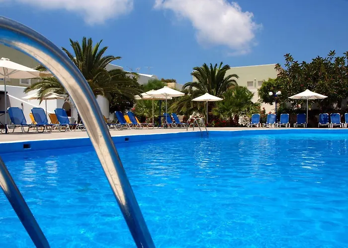 Albatros Fira (Santorini)