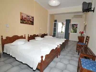 Hotel Albatros Fira (Santorini)