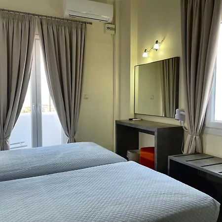 Albatros Hotell 4*