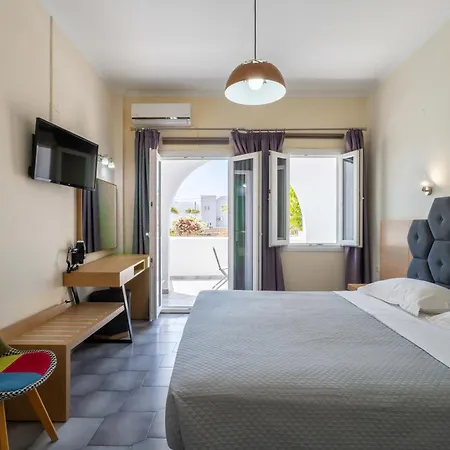 Hotell Albatros Fira (Santorini)